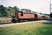 EMD DE 1824, Tennessee Valley Railroad, April 2013 CNV00055 (10319177205).jpg