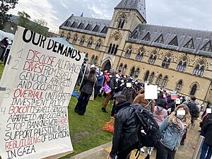 First day of the Oxford Palestine solidarity encampment (6 May 2024) 17