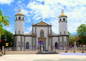 San Ramon Nonato Church and main town square in Juana Díaz