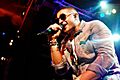 Jay Sean Works The Crowd