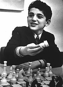 When 13 Year Old Magnus Carlsen Shocked Garry Kasparov 