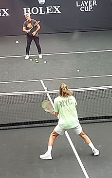Laver Cup Stefanos Tsitsipas training with his father (cropped) 2