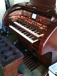 Lowrey organ