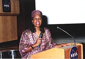 Michelle Amos.jpg