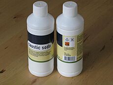 NaOH - drain-cleaner