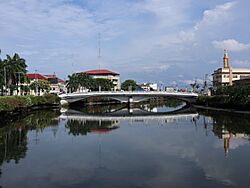 Panay River, Roxas City Bridge (Roxas, Capiz; 10-19-2022).jpg