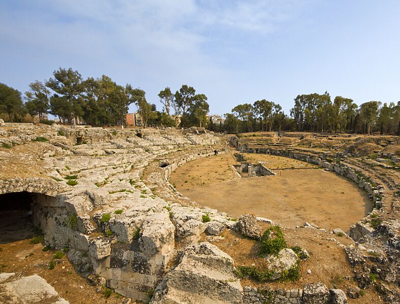 Roman Amphitheatre - panoramio (2) (cropped)