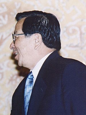 Zeng Qinghong in 2000.jpg