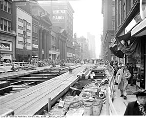 1949 Toronto TTC YongeSubwayConstruction1