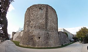 Castello di Ariano Irpino - torrione sud