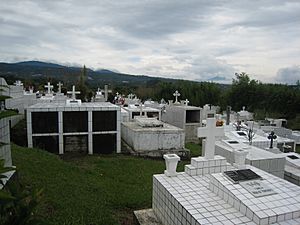 Cementerio de Santa Bárbara de Heredia