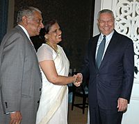 Chandrika Kumaratunga and Colin Powell