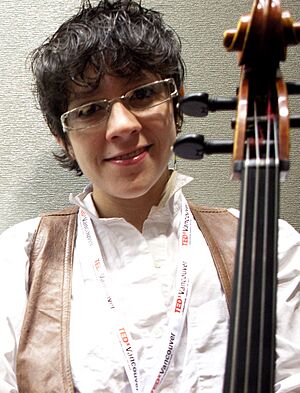 Cris Derksen (cropped).jpg