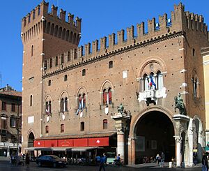 Ferrara - Palazzo del Municipio 2