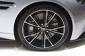 Geneva MotorShow 2013 - Aston Martin DB9 wheel