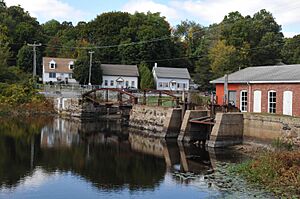 HALLVILLE MILL HISTORIC DISTRICT, PRESTON, NEW LONDON COUNTY
