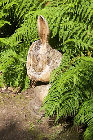 Hare sculpture, Hare Hill, Cheshire 2