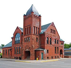Ishpeming Municipal Building 2009