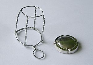 Muselet capsule wire-cap