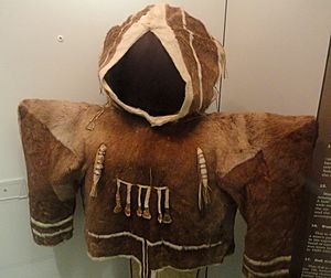 Parka (woman's), Copper Eskimo, collected in 1920-1921 - Native American collection - Peabody Museum, Harvard University - DSC05652