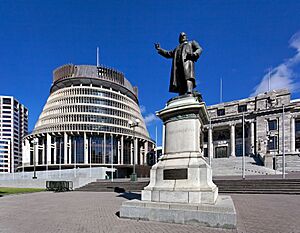 Seddon Statue in Parliament Grounds
