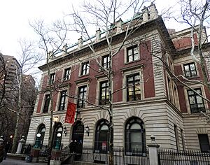 Seward Park Library west side 2018 jeh