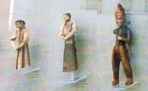 Shoroon Dov artifacts, female and male attendants, Central Asian (possibly Sogdian) figurines (Zanabazar Museum)