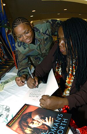 Tracy Price-Thompson signing autographs · DF-SD-07-44585