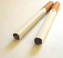 Zwei zigaretten