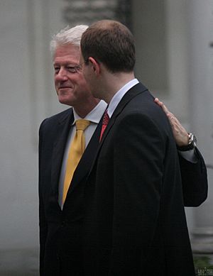 Bill Clinton and Arseniy Yatsenyuk
