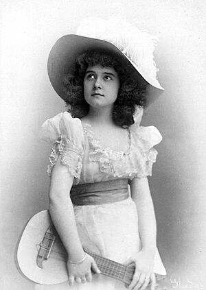 Gladys Wallis 1