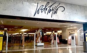 Lord & Taylor (16442634756)
