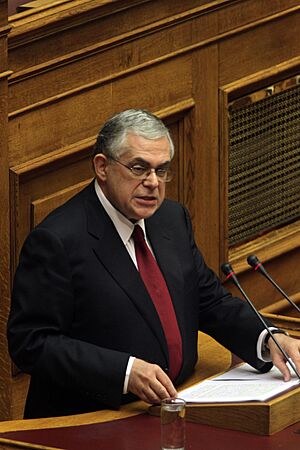 Lucas Papademos - Plenary Hall, Parliament 14 November 2011 (3)