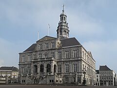 Maastricht, het stadhuis foto10 2011-01-30 12.07
