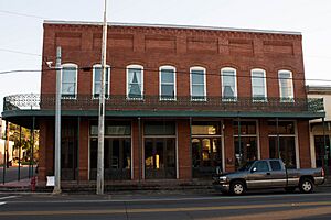 McNeely Hotel1 (1 of 1)