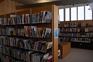 New Art Gallery Walsall - interior 01 - Library