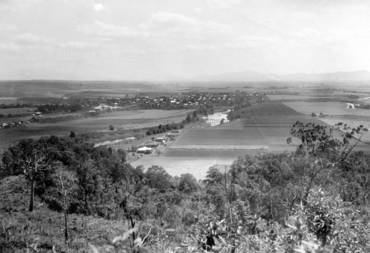 Queensland State Archives 4227 General View showing Bureau of Tropical Agriculture South Johnstone Innisfail c 1938.png