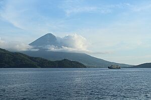 Tepi pantai Ternate 03