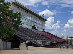 Veterans Memorial Stadium Troy - Home Side