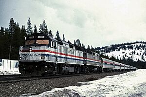 AMTK 231 Fun Train Soda Spgs Cr - Flickr - drewj1946