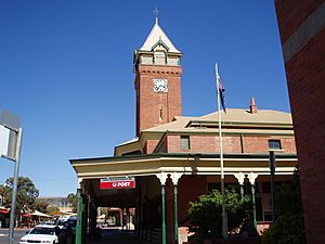Broken Hill. NSW (3441802961).jpg