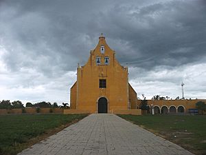 Principal Church of Cacalchén, Yucatán
