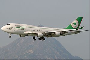 EVA Air Boeing 747-400 KvW