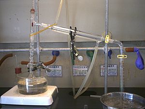 Fractional distillation apparatus