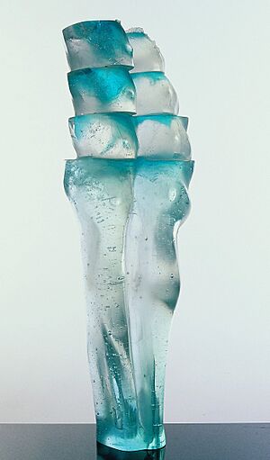 GOOGLE GIRL, front view, 60 x 23 cm