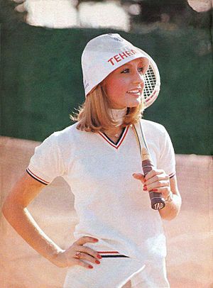 Googoosh, Playing tennis 1970s