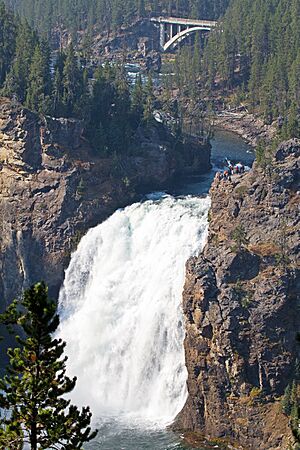 Grand Canyon of the Yellowstone 1 (8044058776).jpg