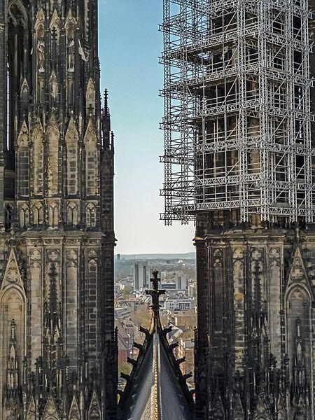 Köln, Dom b