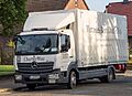 Mercedes-Benz Atego 818 von CharterWay (2023) (cropped)