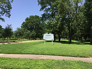 Plantation Memorial Park in Pecan Grove